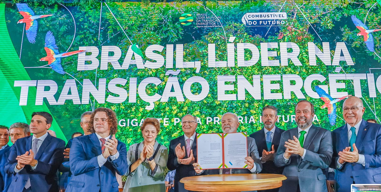 Sistema OCB participa de cerimônia de sanção da Lei Combustível do Futuro