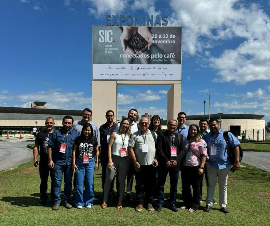 Cooperativistas participantes da feira