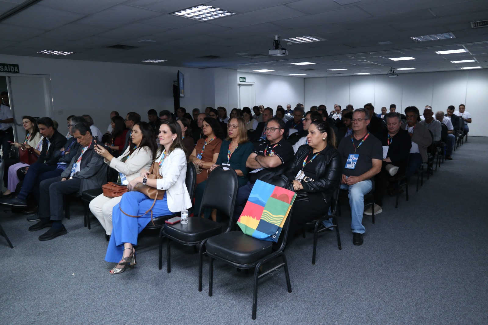 Muzzi e Justino fizeram suas palestrada em painel mediado por Ana Paula, do Sistema OCB