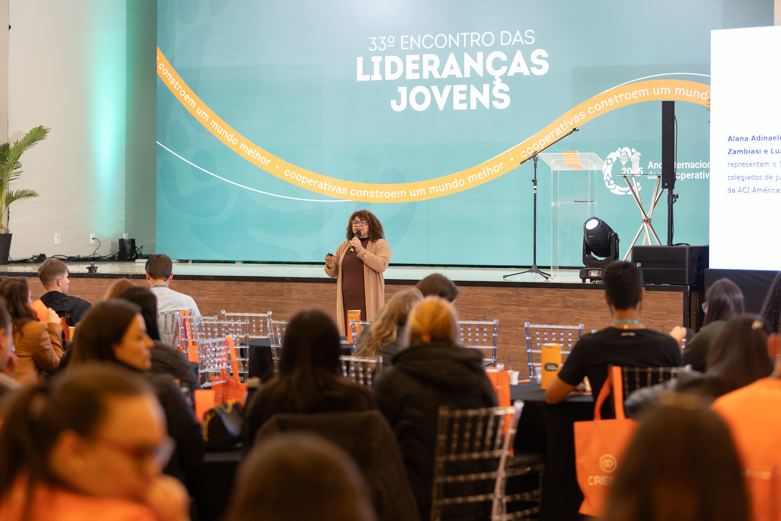 Novas gerações assumem protagonismo no cooperativismo brasileiro 