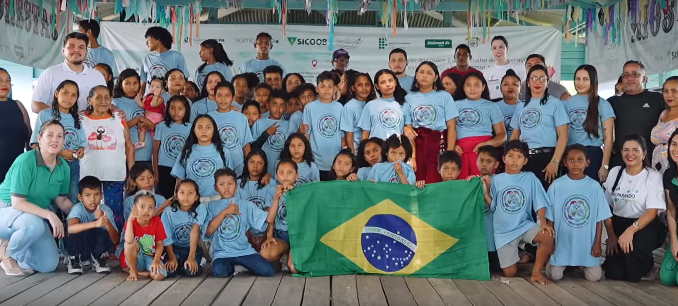 Cooperativa mirim do Marajó transforma realidade de crianças ribeirinhas 