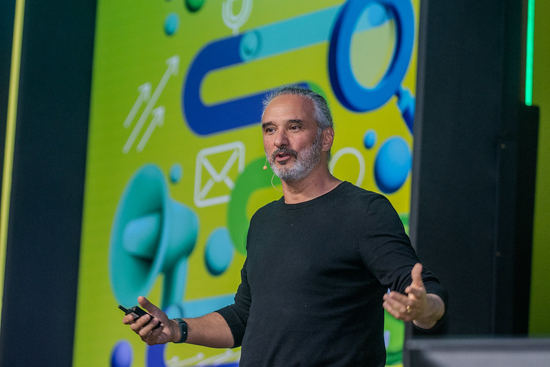 Fred Gelli, CEO da Tátil Design