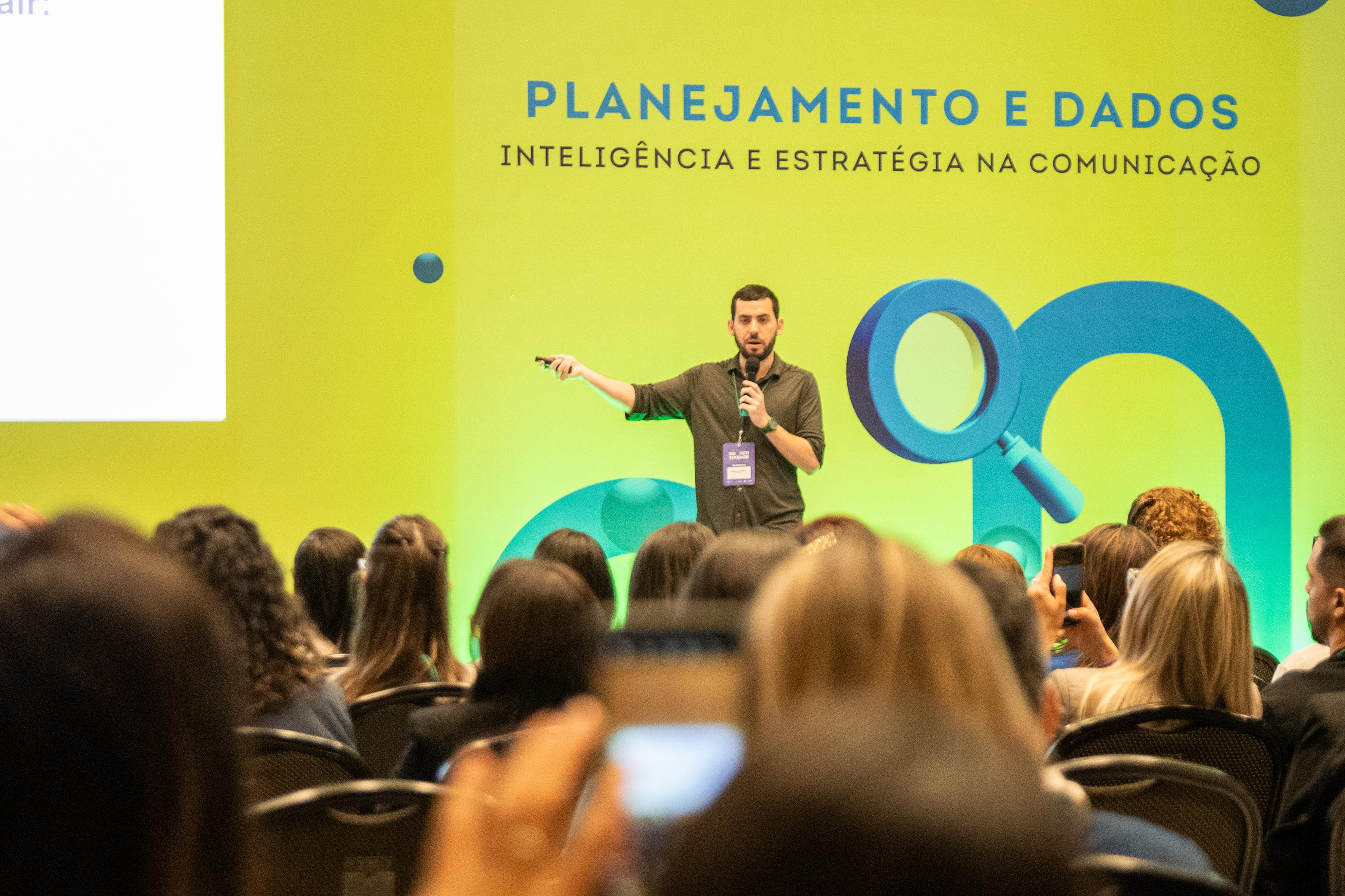 Inteligência de dados guia o futuro da comunicação cooperativista 