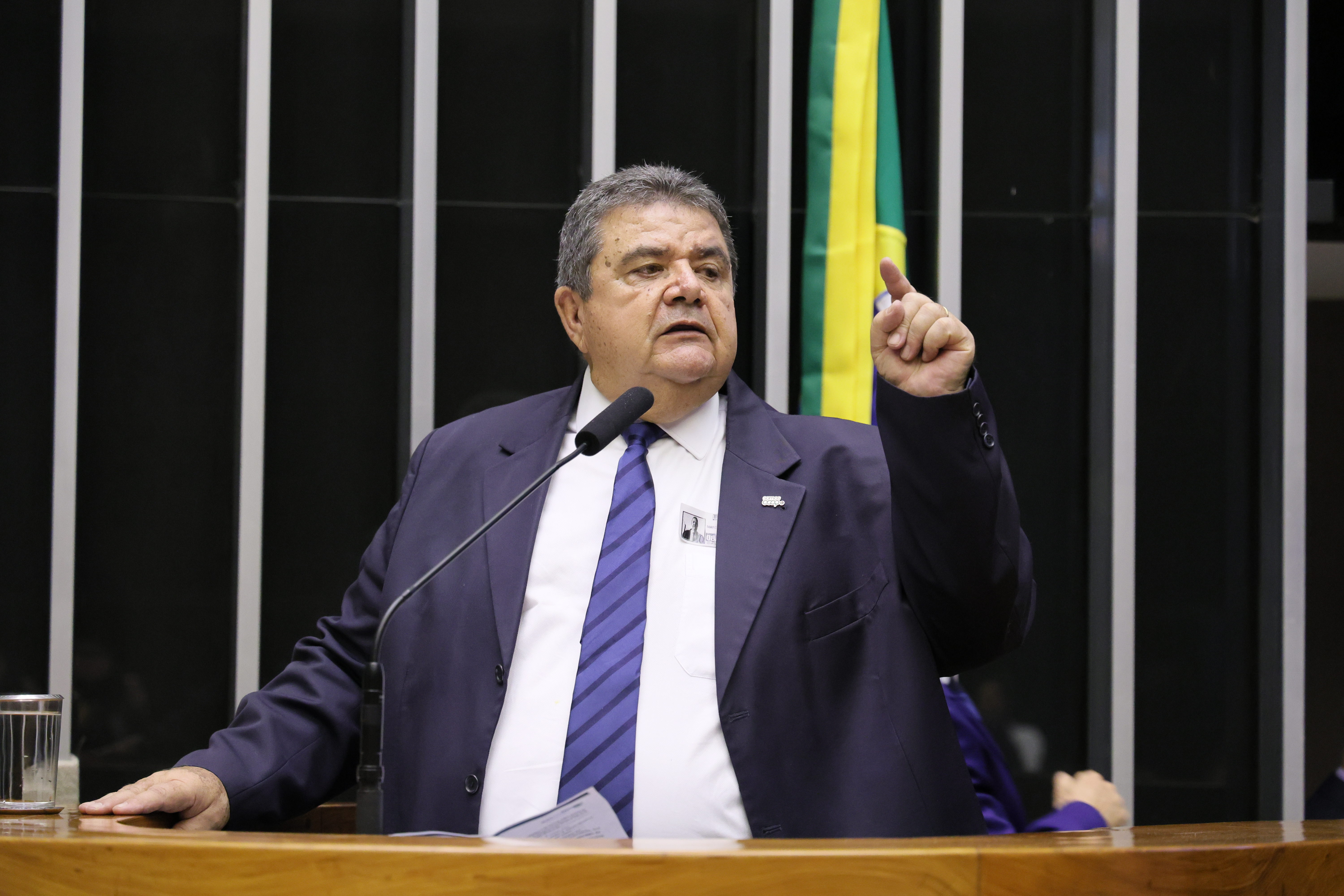 Cooperativismo é celebrado em solenidade da Câmara dos Deputados 