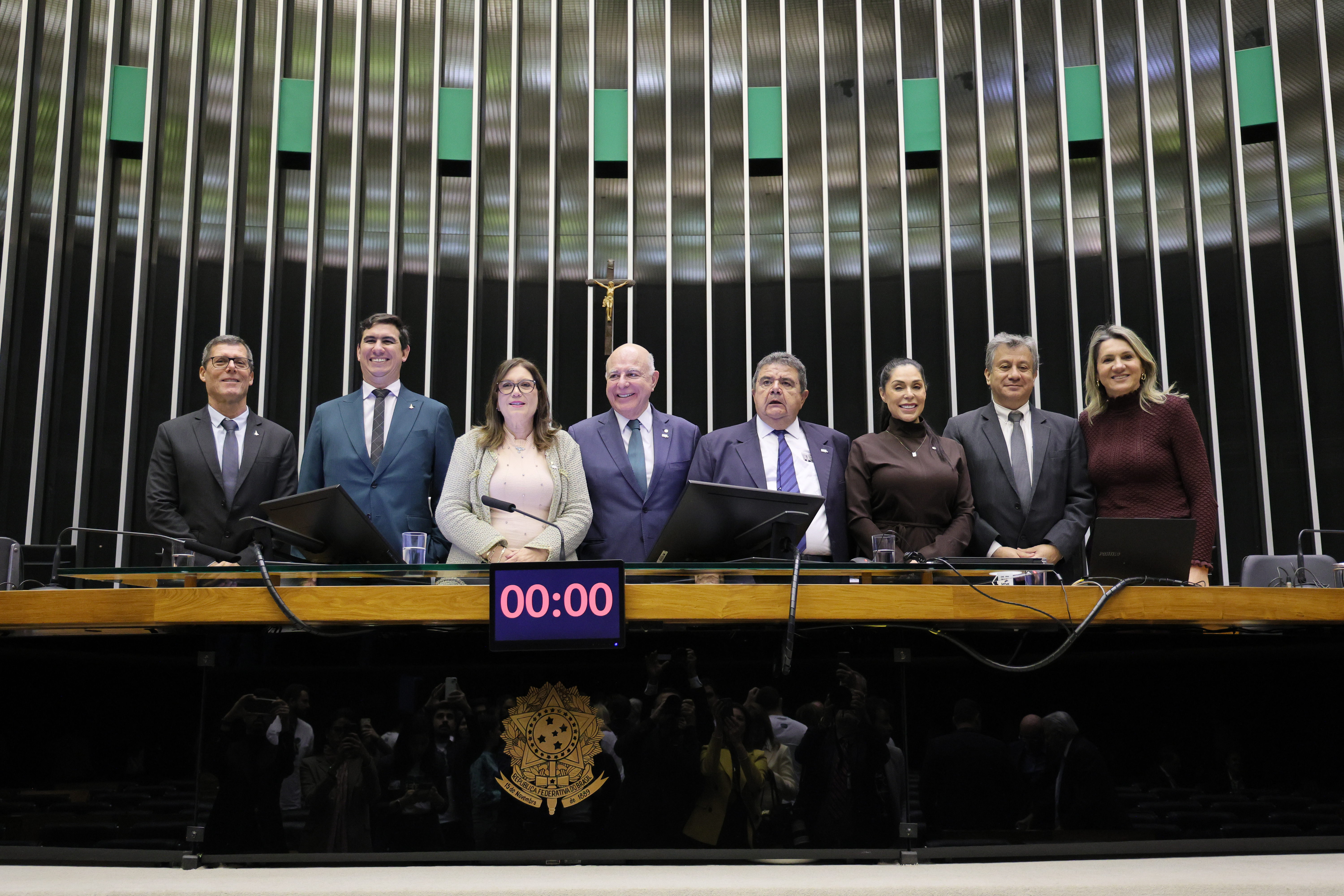 Cooperativismo é celebrado em solenidade da Câmara dos Deputados 